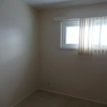 8439-28-medium